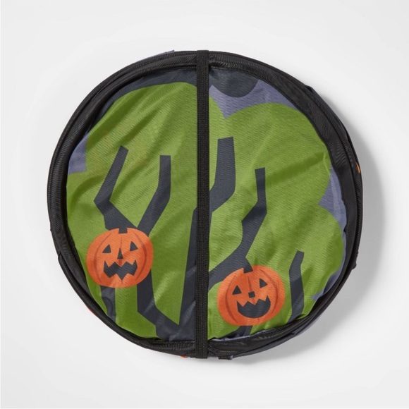 Hyde & Eek Pop Up Halloween Haunted Pet House Instant Light Portable Fold Crate - Picture 3 of 7